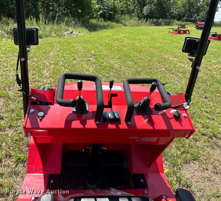 image for item DZ4243 2025 AGT SDA-140T compact utility loader