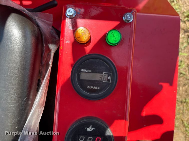 image for item DZ4243 2025 AGT SDA-140T compact utility loader