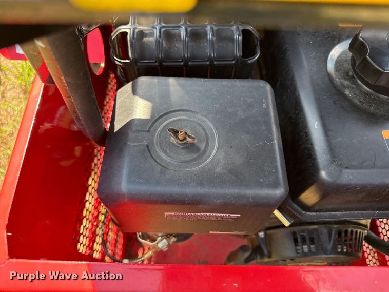 image for item DZ4243 2025 AGT SDA-140T compact utility loader