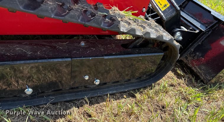 image for item DZ4243 2025 AGT SDA-140T compact utility loader