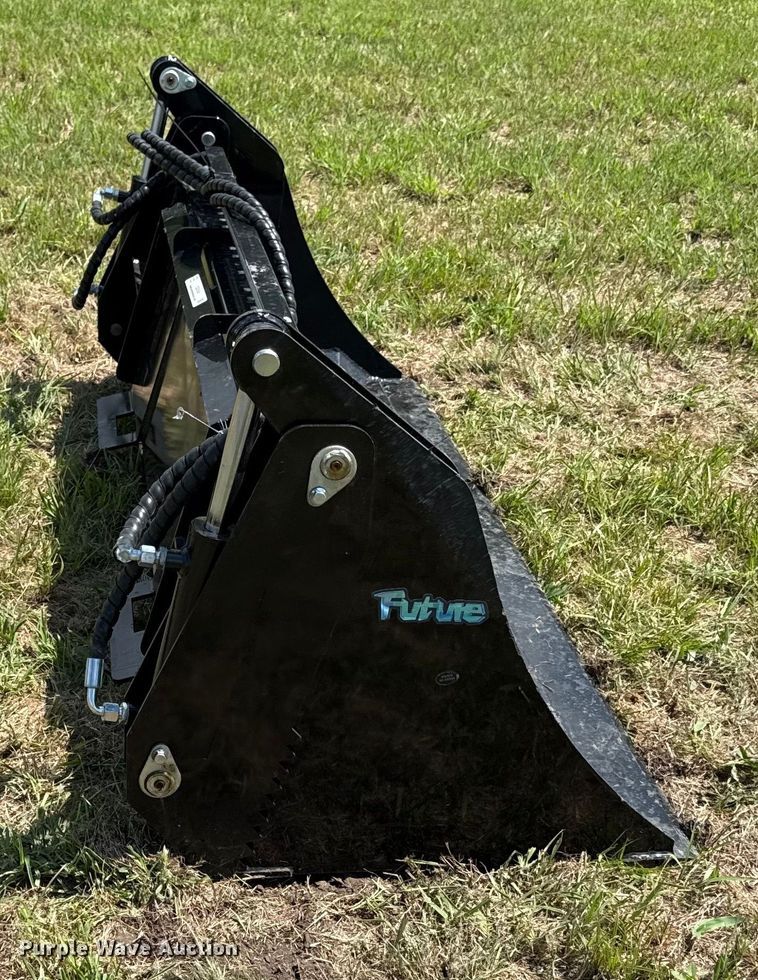 image for item DZ4244 Future FT-VB59 skid steer bucket
