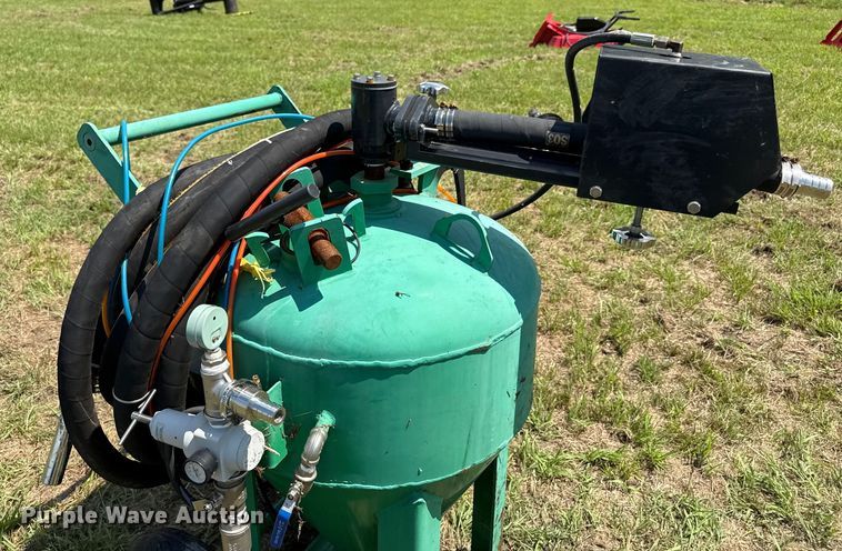 image for item DZ4246 Dustless sandblaster