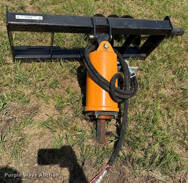 image for item DZ4248 2024 Wolverine ADB-13-1218R skid steer auger