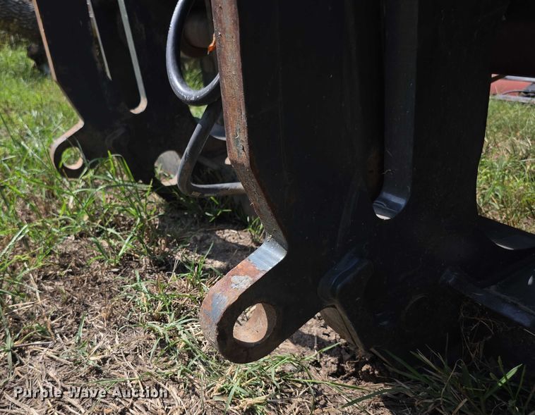 image for item DZ6139 JRB  624J grapple forks