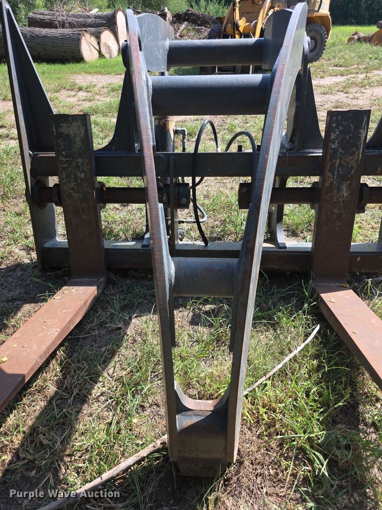 image for item DZ6139 JRB  624J grapple forks