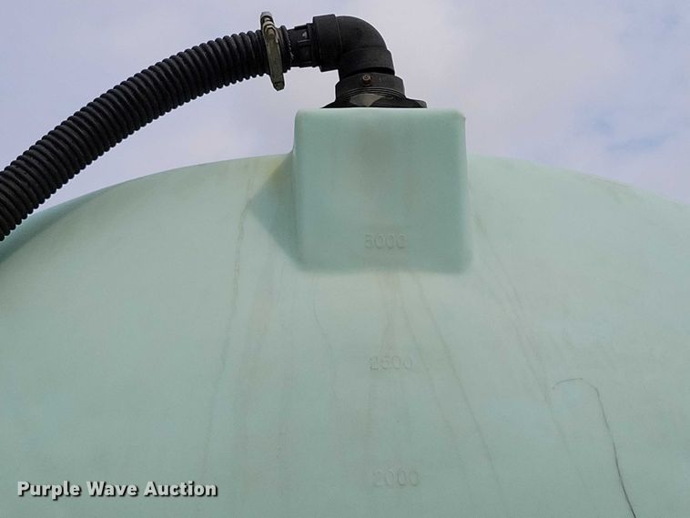 image for item DZ6487 1972 Mack DM-600 water truck