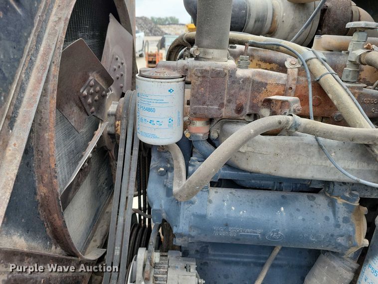 image for item DZ6487 1972 Mack DM-600 water truck