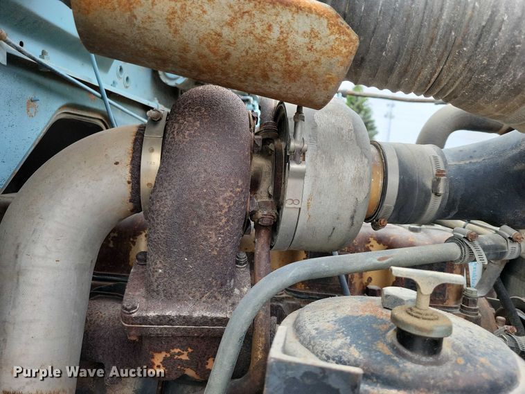 image for item DZ6487 1972 Mack DM-600 water truck