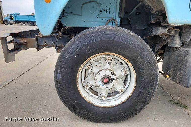 image for item DZ6487 1972 Mack DM-600 water truck