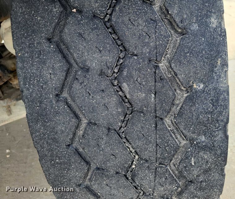 image for item DZ6487 1972 Mack DM-600 water truck