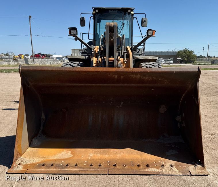 image for item DZ8927 2019 Case 1121G wheel loader