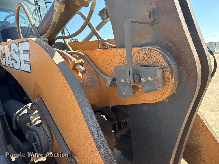 image for item DZ8927 2019 Case 1121G wheel loader
