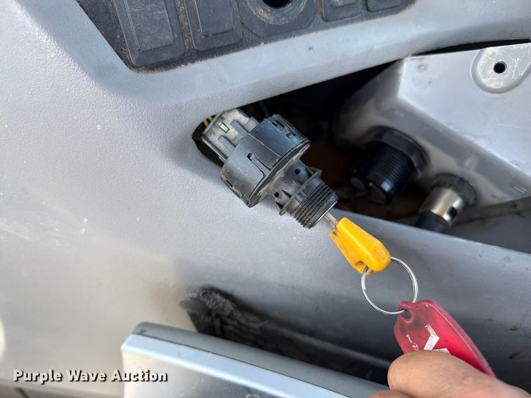 image for item DZ8927 2019 Case 1121G wheel loader