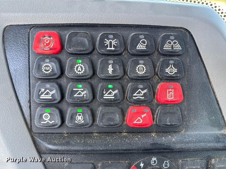 image for item DZ8927 2019 Case 1121G wheel loader