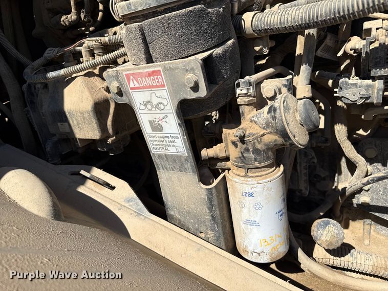 image for item DZ8927 2019 Case 1121G wheel loader