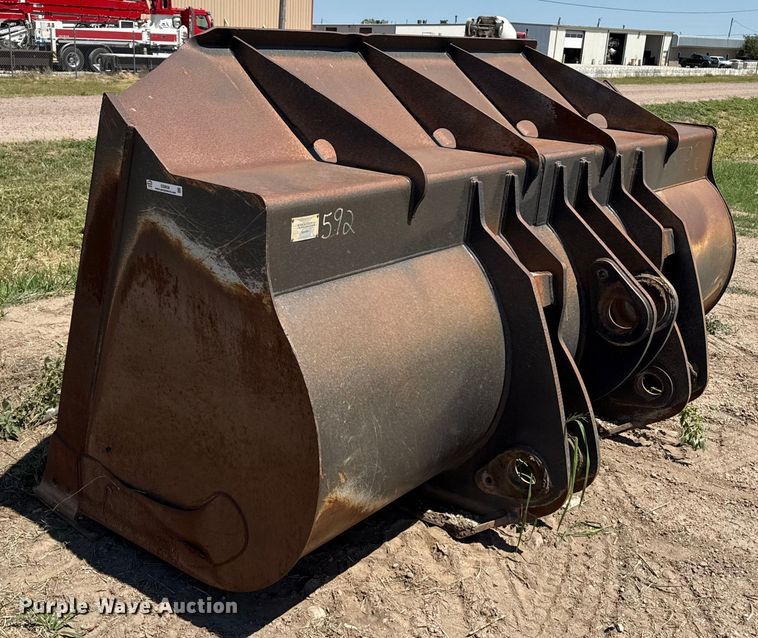 image for item DZ8928 Case bucket