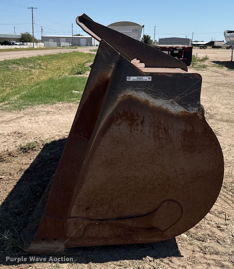 image for item DZ8928 Case bucket