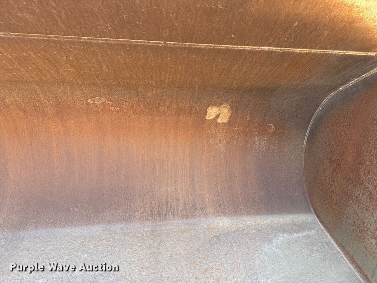 image for item DZ8928 Case bucket