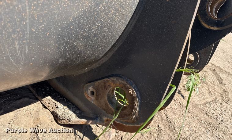 image for item DZ8928 Case bucket