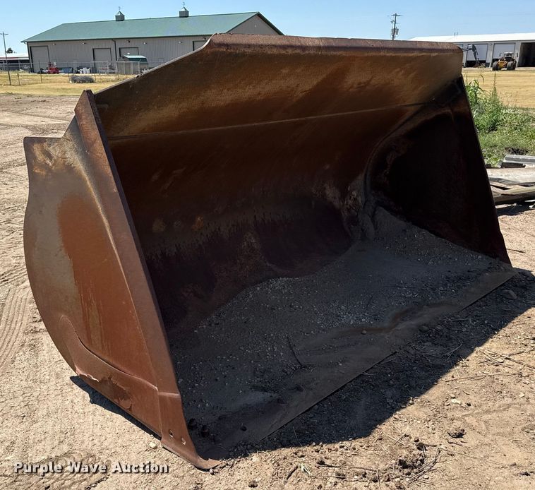 image for item DZ8929 Case bucket