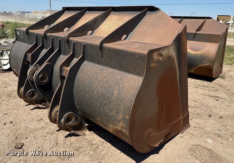 image for item DZ8929 Case bucket