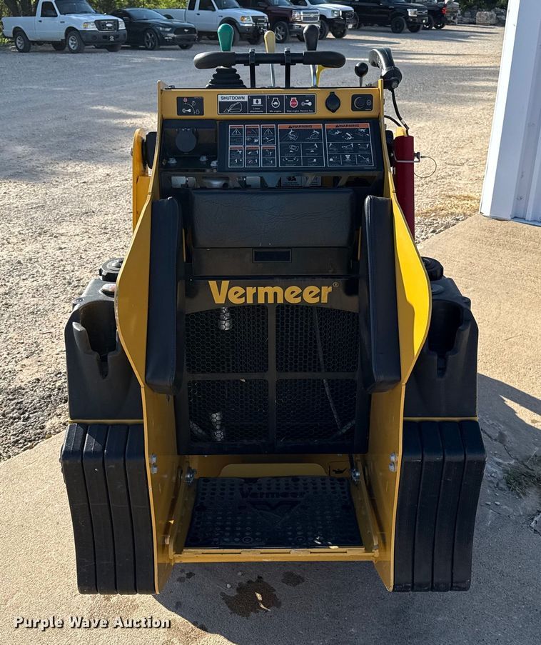 image for item DZ8930 2023 Vermeer S925TX compact utility loader