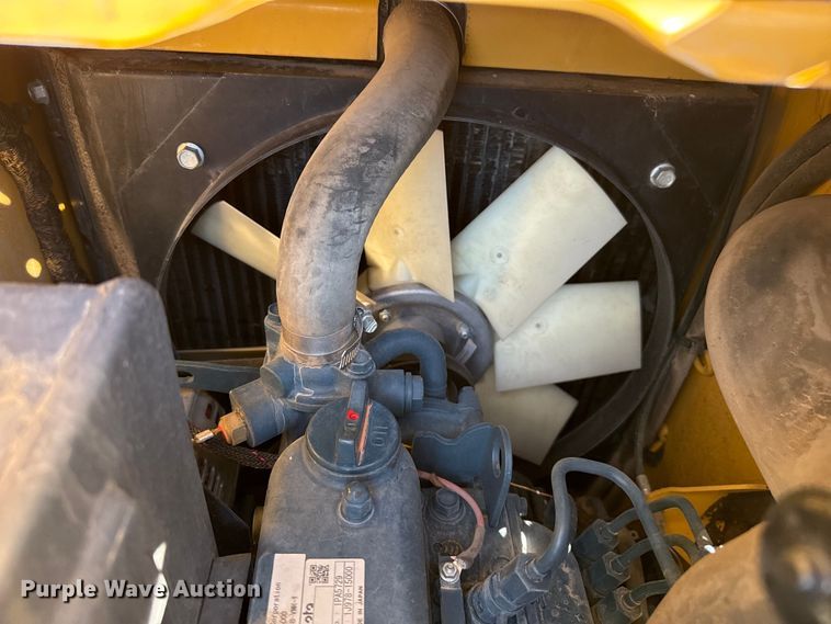 image for item DZ8930 2023 Vermeer S925TX compact utility loader