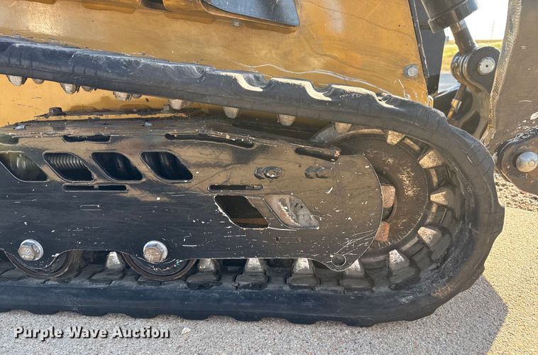 image for item DZ8930 2023 Vermeer S925TX compact utility loader