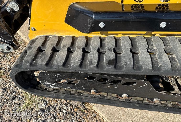 image for item DZ8930 2023 Vermeer S925TX compact utility loader