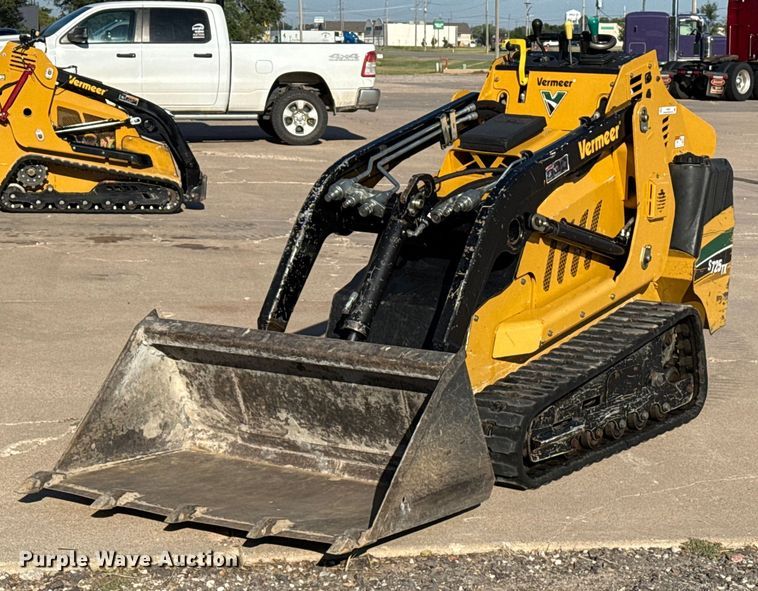 MINI CARGADOR SOBRE ORUGAS COMPACTO 2016 VERMEER S725TX