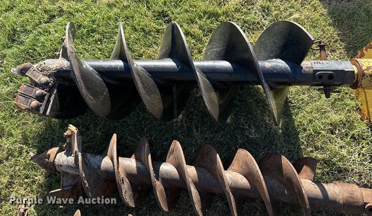 image for item DZ8933 McMillen C1820H2 skid steer auger