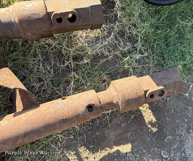 image for item DZ8933 McMillen C1820H2 skid steer auger