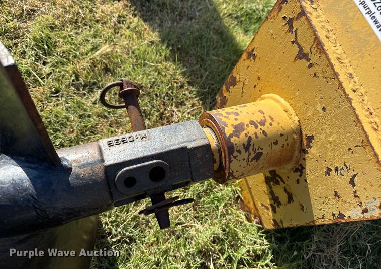 image for item DZ8933 McMillen C1820H2 skid steer auger