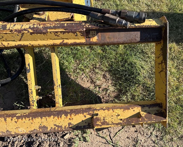 image for item DZ8933 McMillen C1820H2 skid steer auger