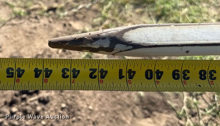 image for item DZ8934 Skid steer bale spear