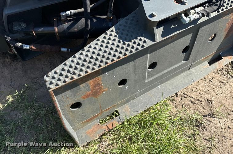 image for item DZ8935 John Deere DB96 skid steer dozer blade