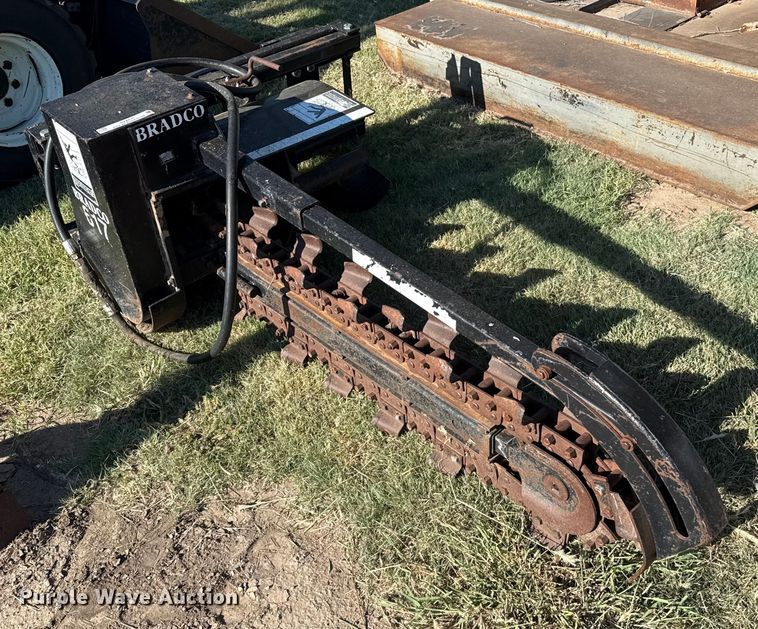 image for item DZ8936 Bradco 617 skid steer trencher