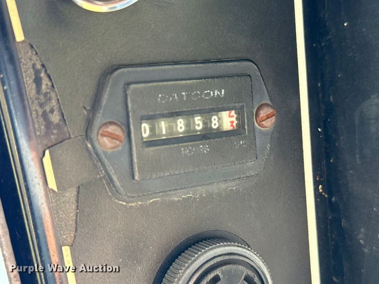 image for item DZ8940 Scat Trak 1700C skid steer loader