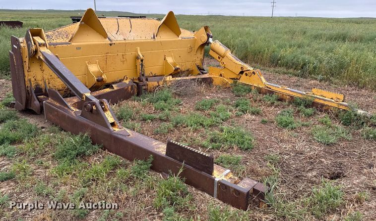image for item DZ8952 Liebherr dozer blade