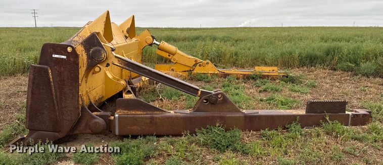 image for item DZ8952 Liebherr dozer blade