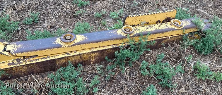 image for item DZ8952 Liebherr dozer blade