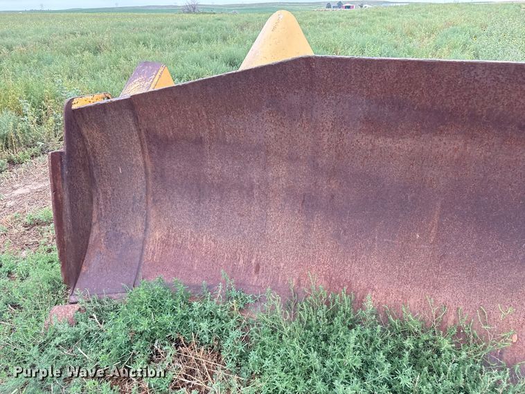 image for item DZ8952 Liebherr dozer blade