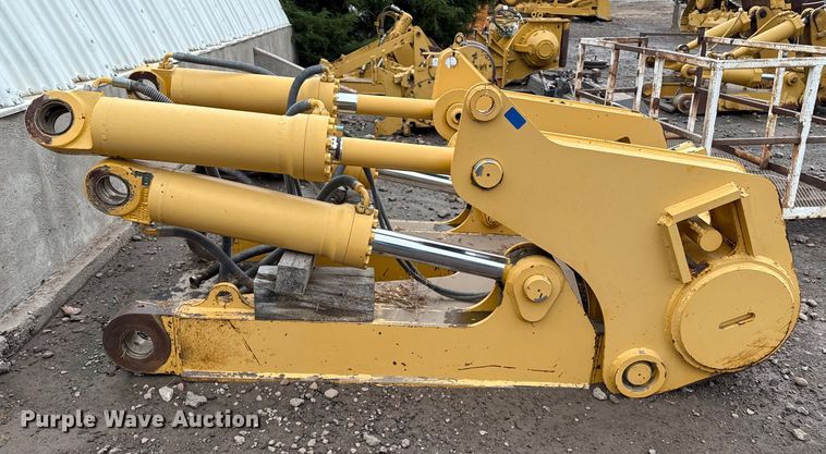 image for item DZ8958 Liebherr ripper attachment