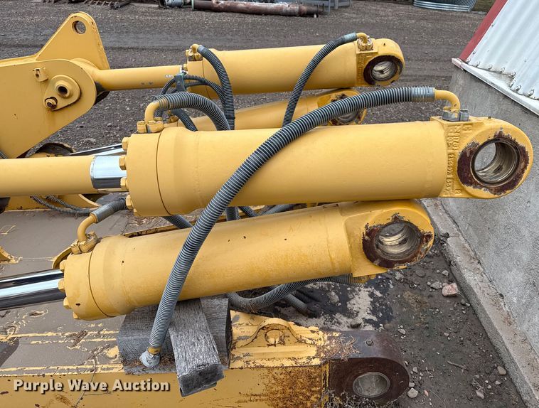 image for item DZ8958 Liebherr ripper attachment