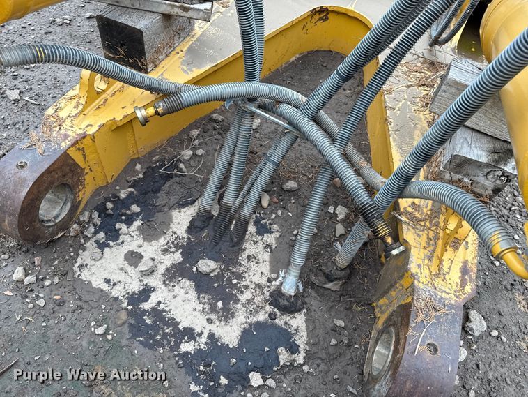 image for item DZ8958 Liebherr ripper attachment