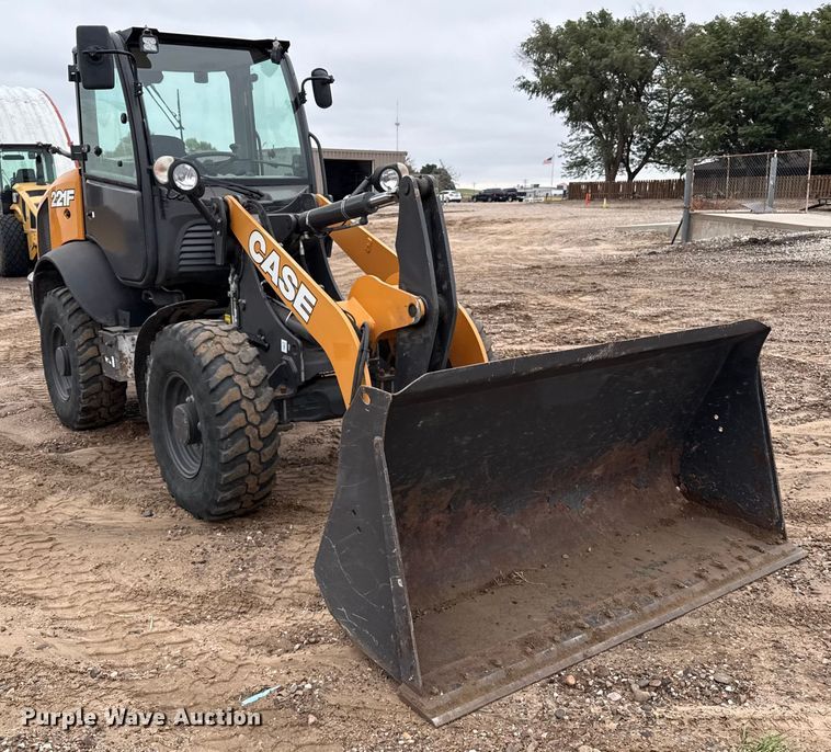 image for item DZ8959 2020 Case 221F compact wheel loader