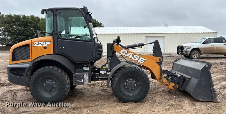 image for item DZ8959 2020 Case 221F compact wheel loader