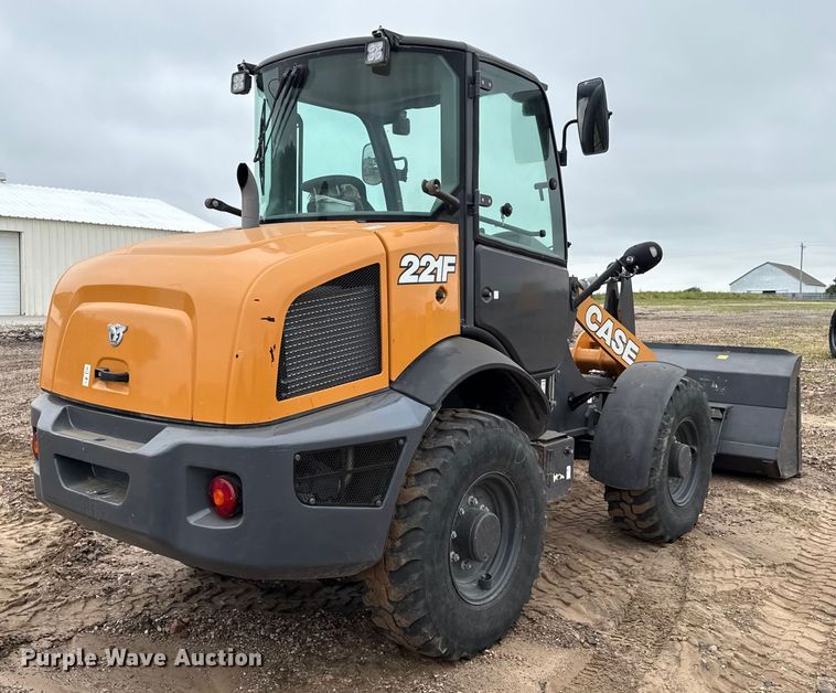 image for item DZ8959 2020 Case 221F compact wheel loader