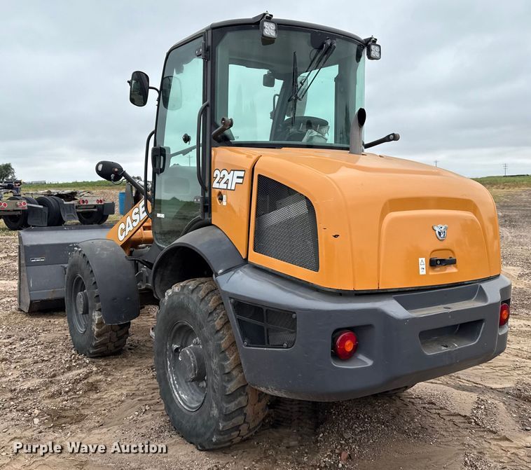 image for item DZ8959 2020 Case 221F compact wheel loader