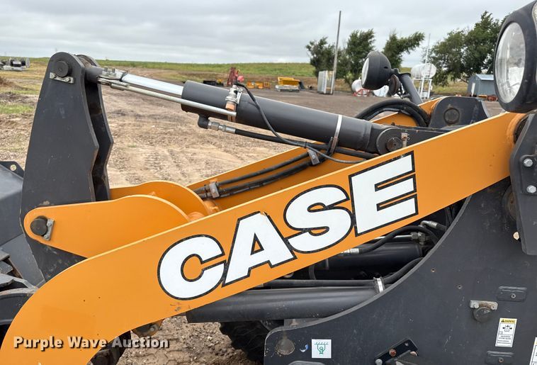 image for item DZ8959 2020 Case 221F compact wheel loader